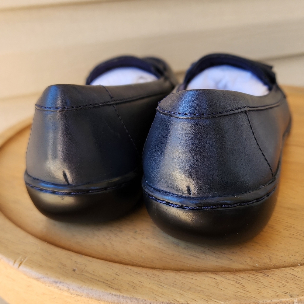 Clarks Ashland Lily navy blue loafer - Picture 9 of 9